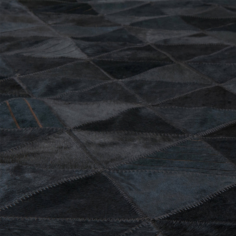 Trilogia Cowhide Geometric Indoor Rug, Runner 2'7" x 9'10"