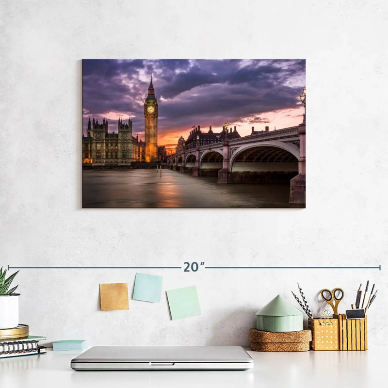 Nicci Westminster Dusk, 8" H x 12" W