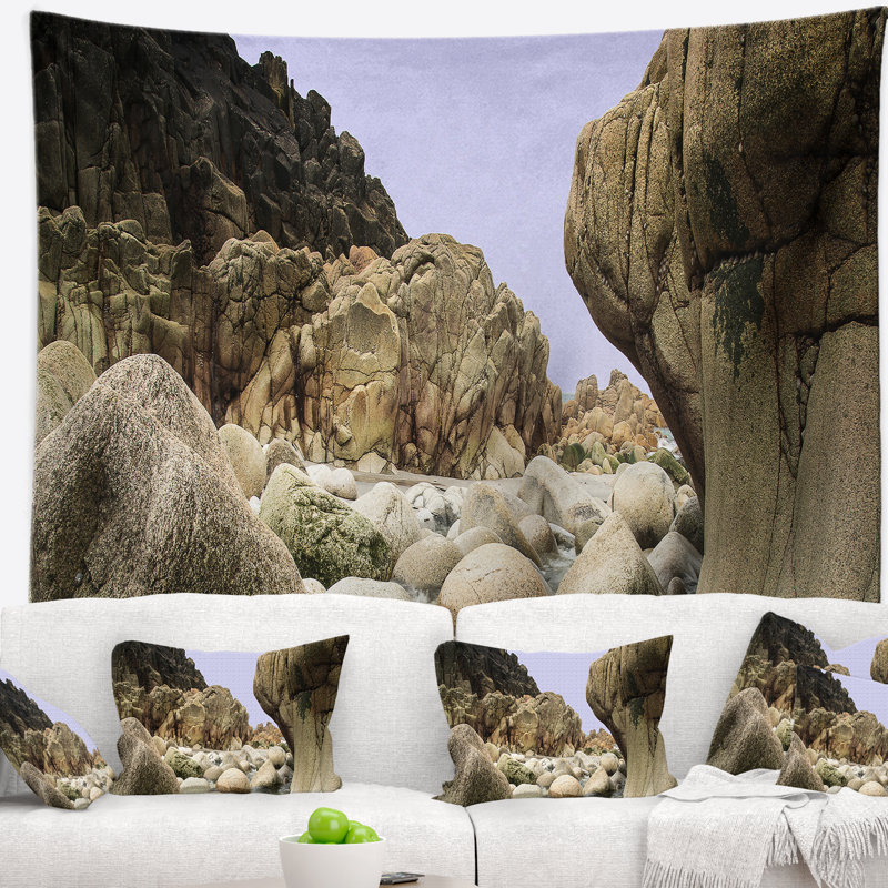 Tapisserie «Smooth Rocks in Coastline», H 68 po x l 80 po