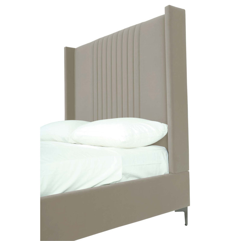 Grand lit en velours taupe rustique Promenade