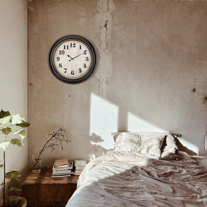 Novalee Metal Wall Clock