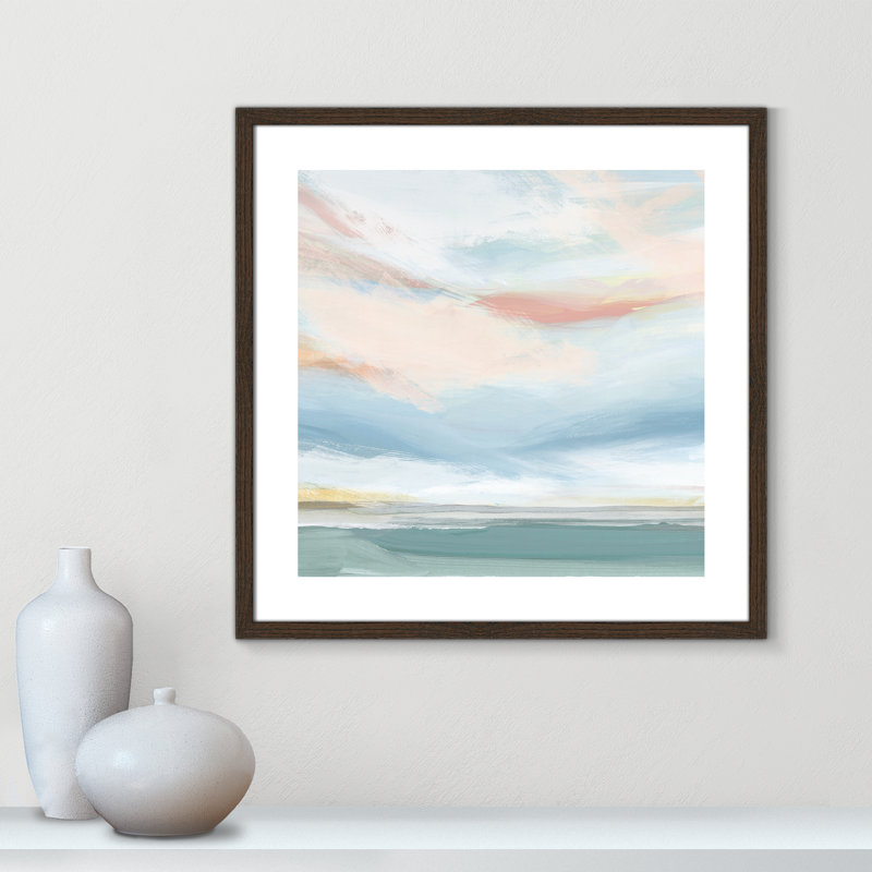 «Delphi Sweetness I» par Isabelle Z - reproduction, Papier avec cadre en bois de noyer, H 24,75 po x l 24,75 po x P 0,75 po