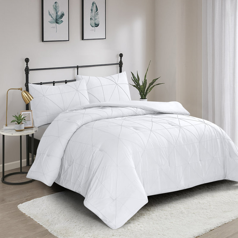 Ensemble d'édredon en microfibre Hartford Pintuck, Édredon pour grand lit + 2 taies décoratives, Blanc
