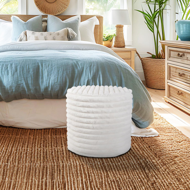 Camesha No Tip Cylinder Short Shar Pei White, White Polyester