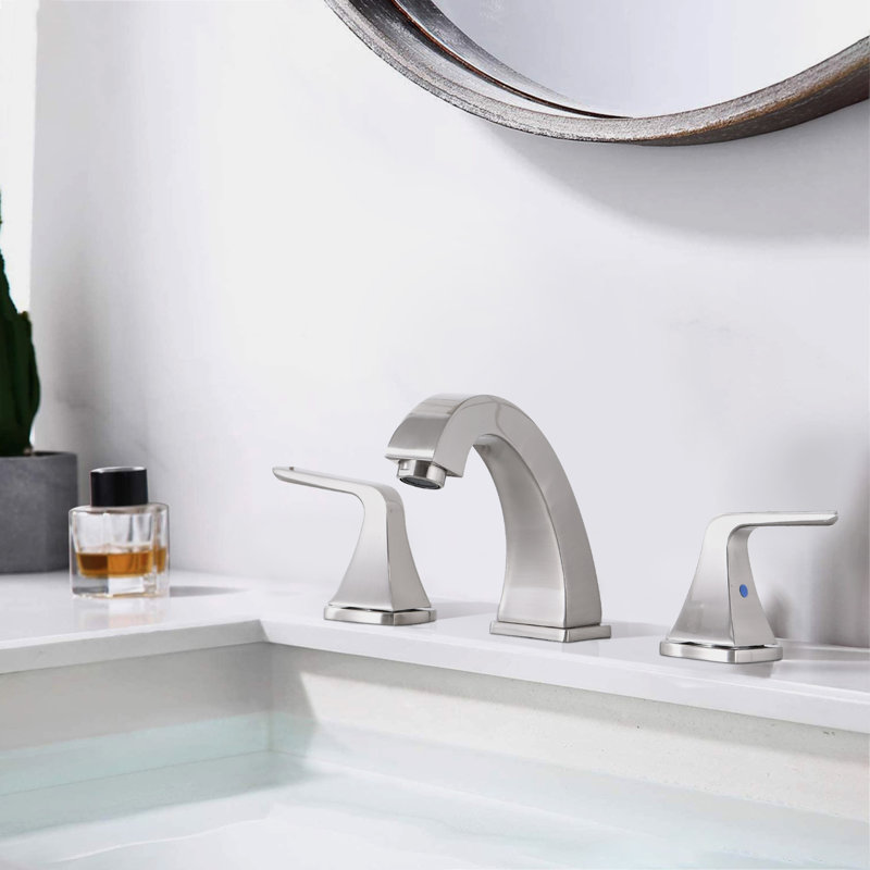 Robinet de salle de bain surdimensionné à 3 trous avec robinets de salle de bain central 8 pouces