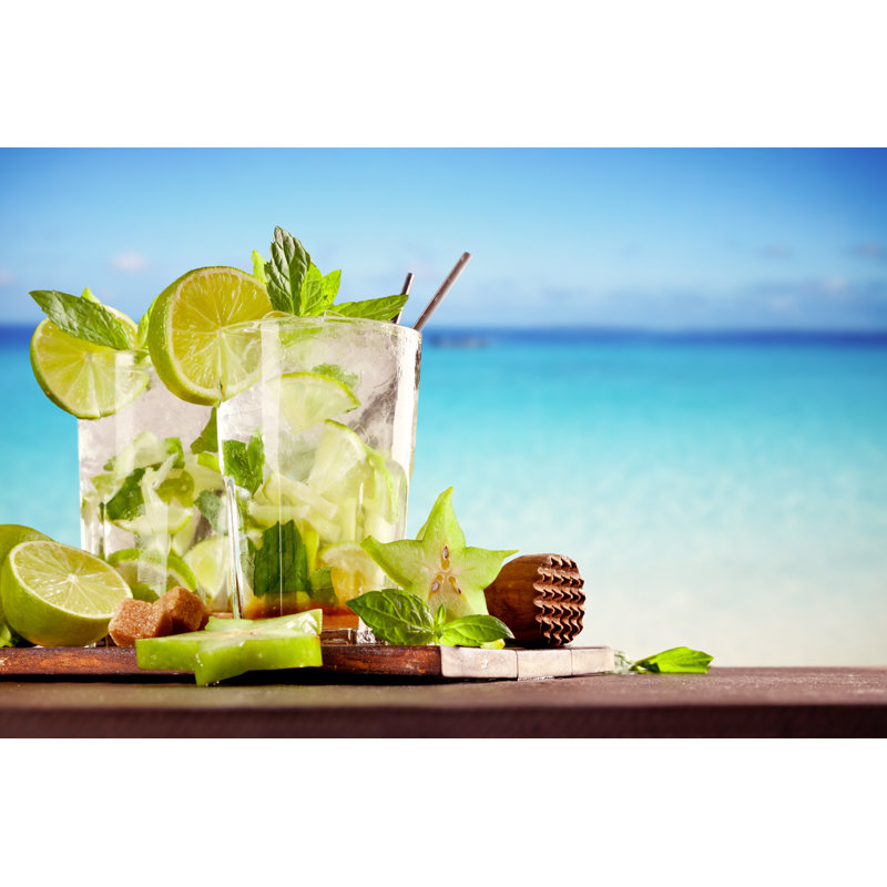 Drinks On Beach par Jag_Cz - Photographie sur toile tendue, L 48 po x H 32 po