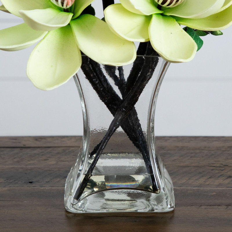Centre de table magnolia dans un vase