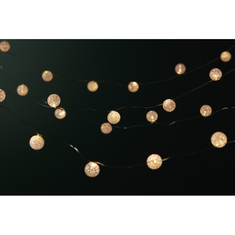 144'' Globe String Lights