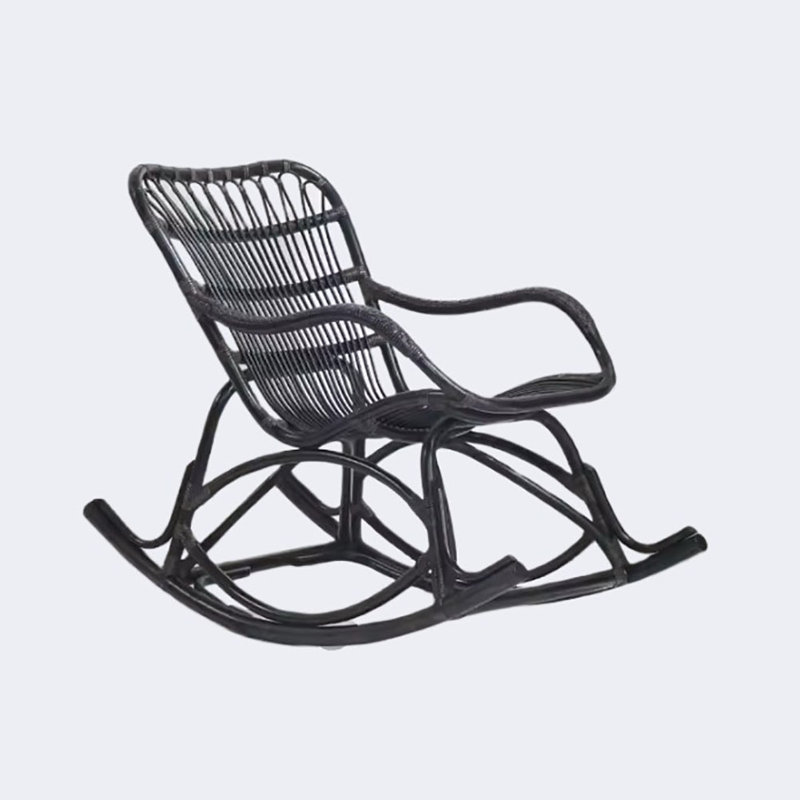 Chaise berçante en bois massif Vintage