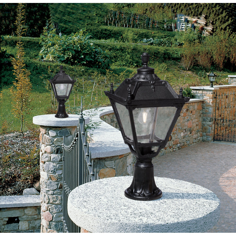 Ulen Pier Mount Light