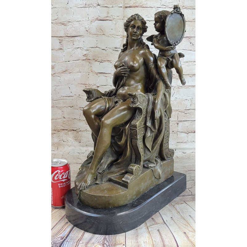 Figurines et sculptures