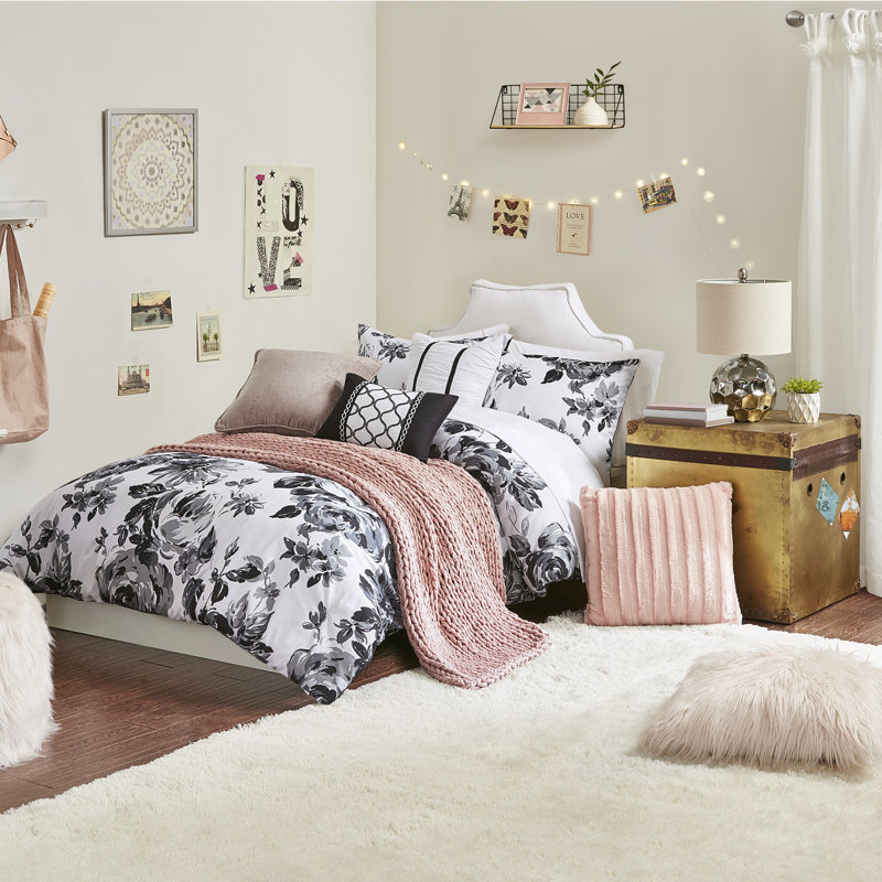 Black and White Floral Twin Microfiber Comforter Set