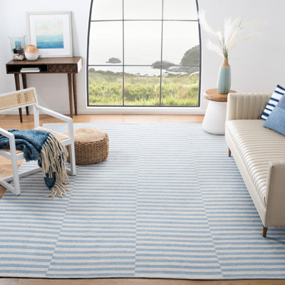 Tapis rayé ivoire / bleu clair tissé à la main Ilona