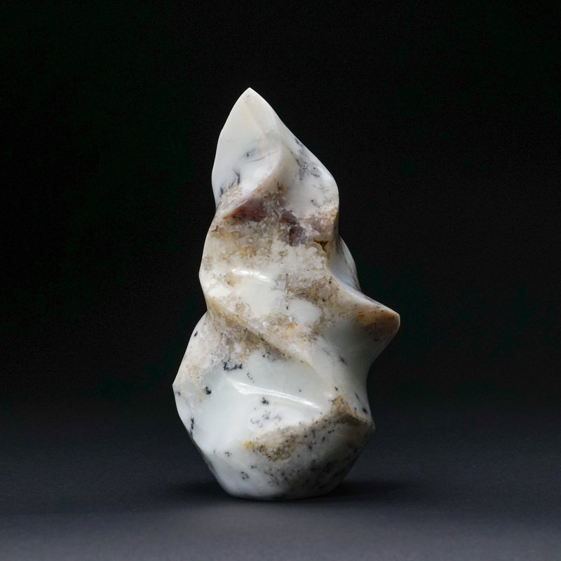 Agate de quartz dendritique en forme de flamme de Madagascar (3,5 lb)