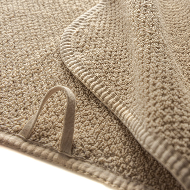 Bee Waffle Bath Towel, Natural, Bath Towels 1-Pack