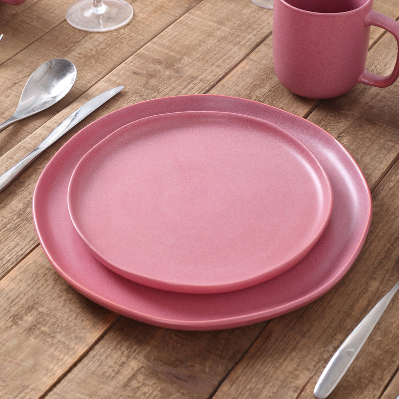 Olive Green Ceramic 32-Piece Dinnerware Set with Variegated Glaze