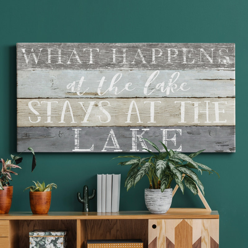 What Happens At The Lake - Toile tendue avec châssis de qualité supérieure - prête à être accrochée