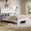 Très grand lit plateforme en bois blanc Crisp-129488081