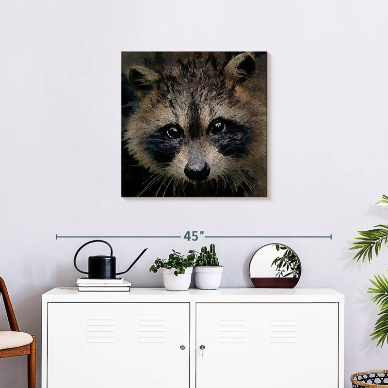 Brampt Racoon, 24" H x 24" W