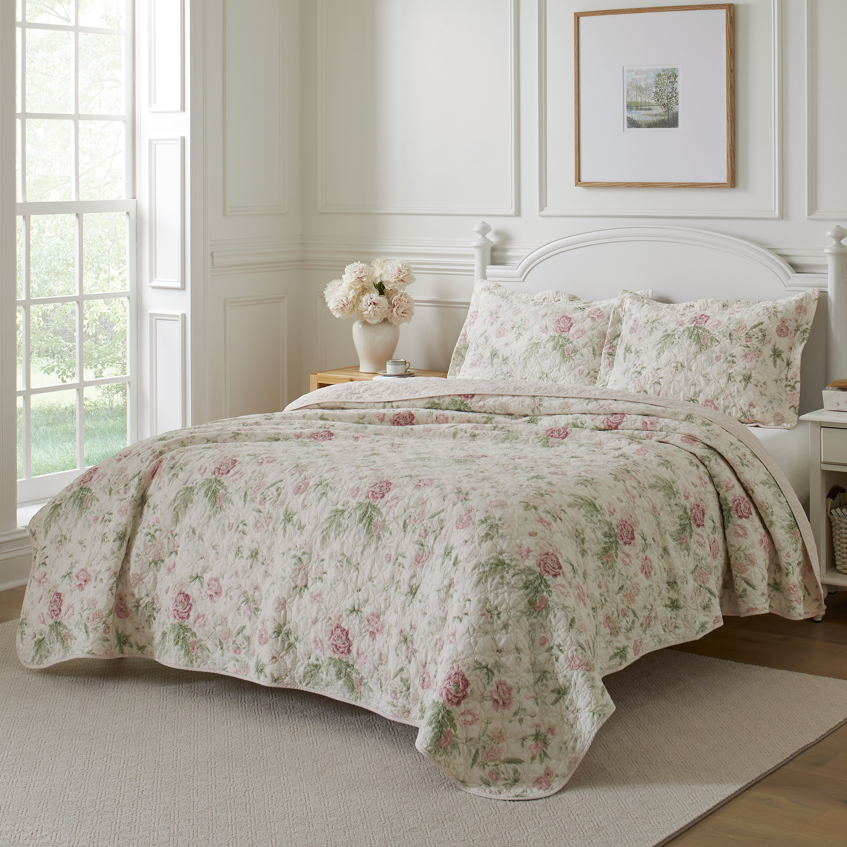  Laura Ashley Home - Amberley Collection - Quilt Set