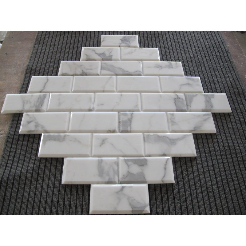Carreau de mur et de plancher en marbre biseauté 4 po x 12 po