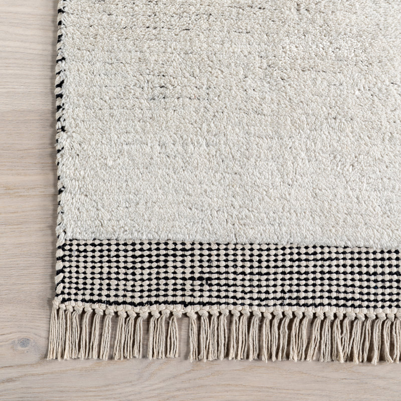 Ivory and Gray Tufted Wool Cotton Rectangular Area Rug