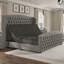 Très grand lit réglable DuJuan H 50,8 po avec garniture cloutée et tête de lit capitonnée, gris-934821844-934821847