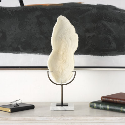 Gelb Handmade Nature Figurine / Sculpture