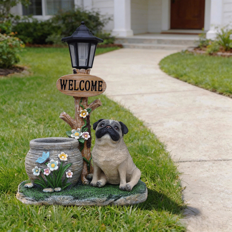 Statue de planteur de chien carlin assis