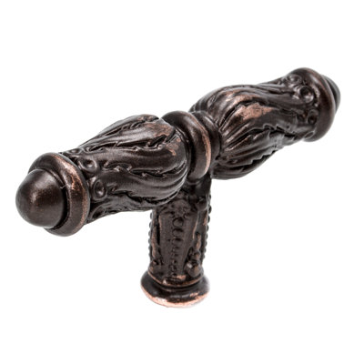 Bouton d'acanthe avec volute de plumes