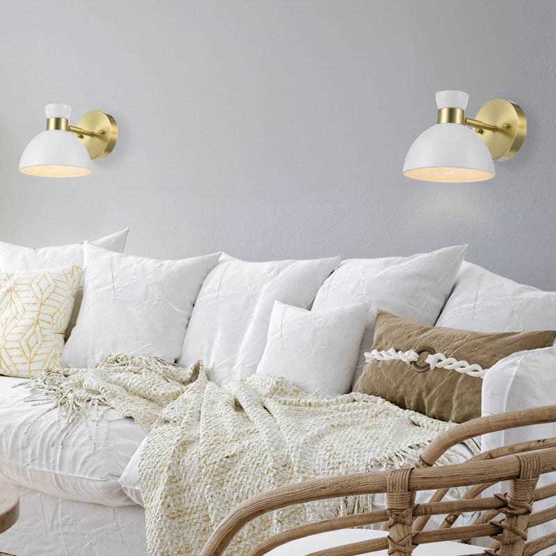 Minami Plug-in Armed Sconce, White
