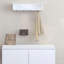 Ensemble de tablette de hall d'entrée murale avec crochets et banc de rangement, armoire à chaussures blanche moderne avec coussin et rangement fermé