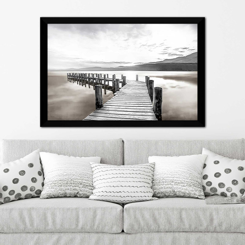 Misty Morning Dock par Mike Calascibetta - photographie, H 21,5 po x l 27,5 po x P 0,75 po, Cadre noir