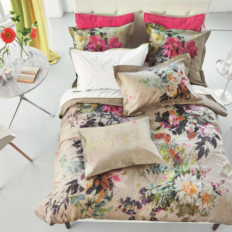 Aubriet Fuchsia Sham, Standard