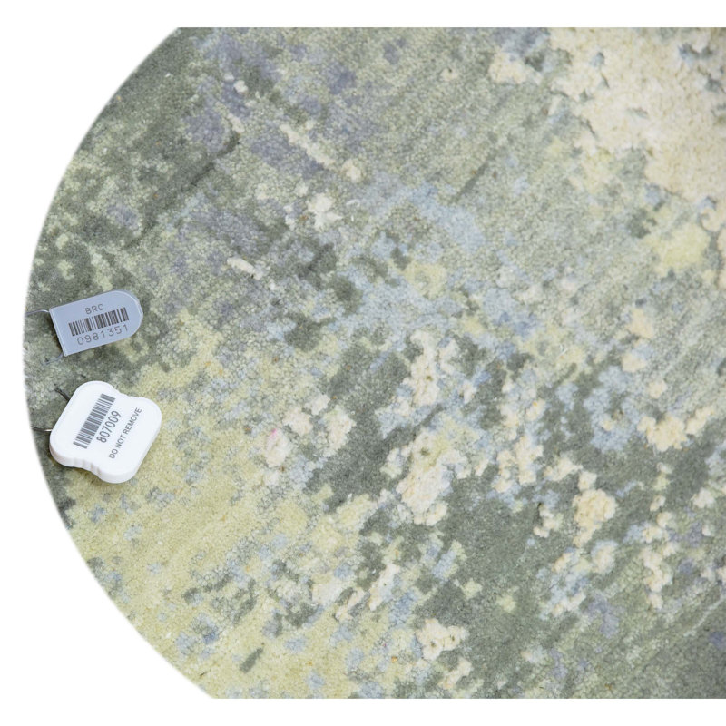 Abstract Area Rug in Gray/Beige