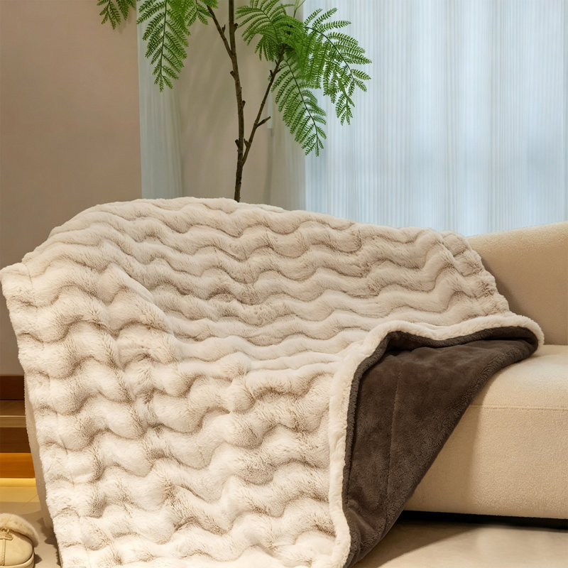 Faux Rabbit Fur & Flannel Weighted Throw Blanket, Ultra Soft & Cozy for Bedroom Living Room Décor , Coffee White