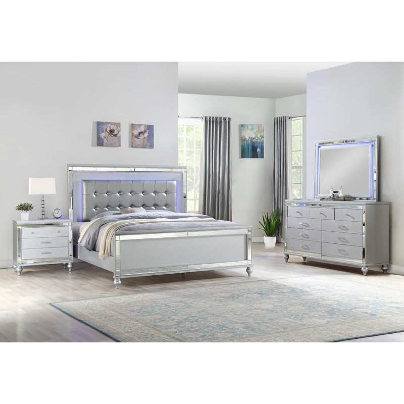Denard Upholstered Standard 4 Piece Bedroom Set, Silver, Queen, 4 Pcs: Bed, Nightstand, Dresser, Mirror