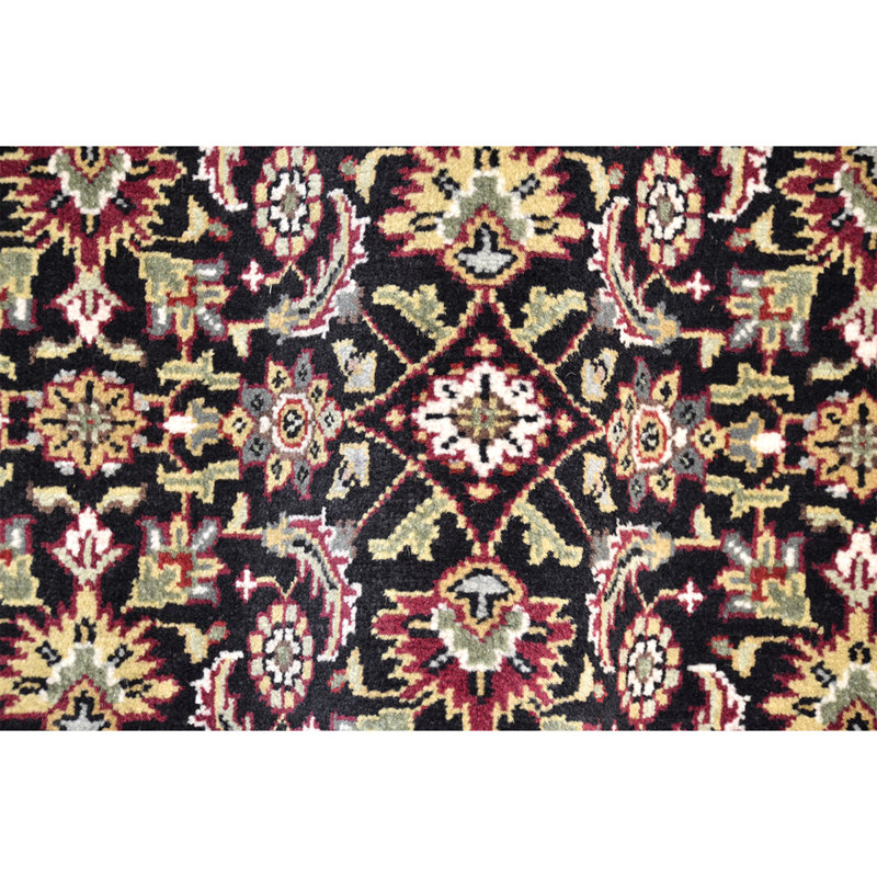 Wool Floral Area Rug, Rectangle 3' x 5'