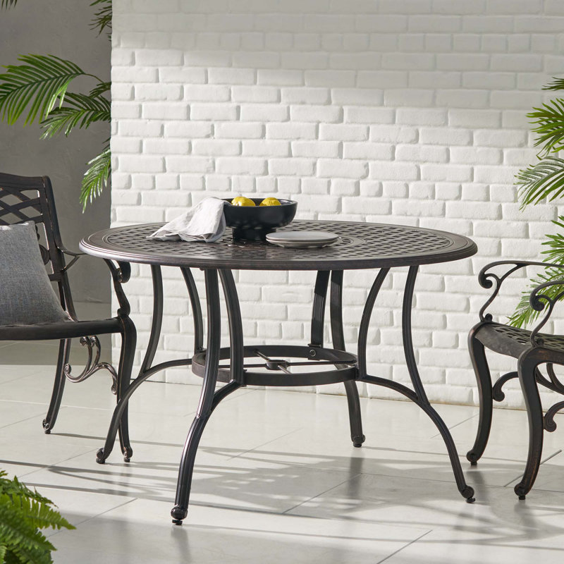 Outdoor Cast Aluminum Circular Dining Table