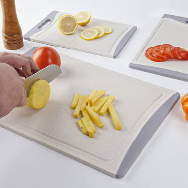 Plastic Cutting Boards for Kitchen Dishwasher Safe, Extra Large Cutting  Board for Meat with Juice Grooves, Easy Grip Handle, Non-Slip, with  Grinding
