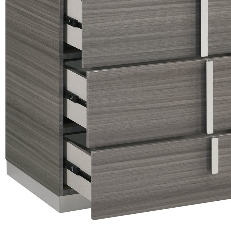 Hutcheson  5 Drawer Chest Gray
