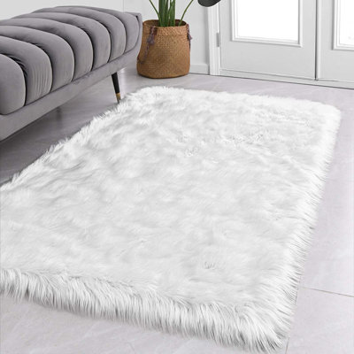 Hagel Faux Sheepskin Indoor Rug