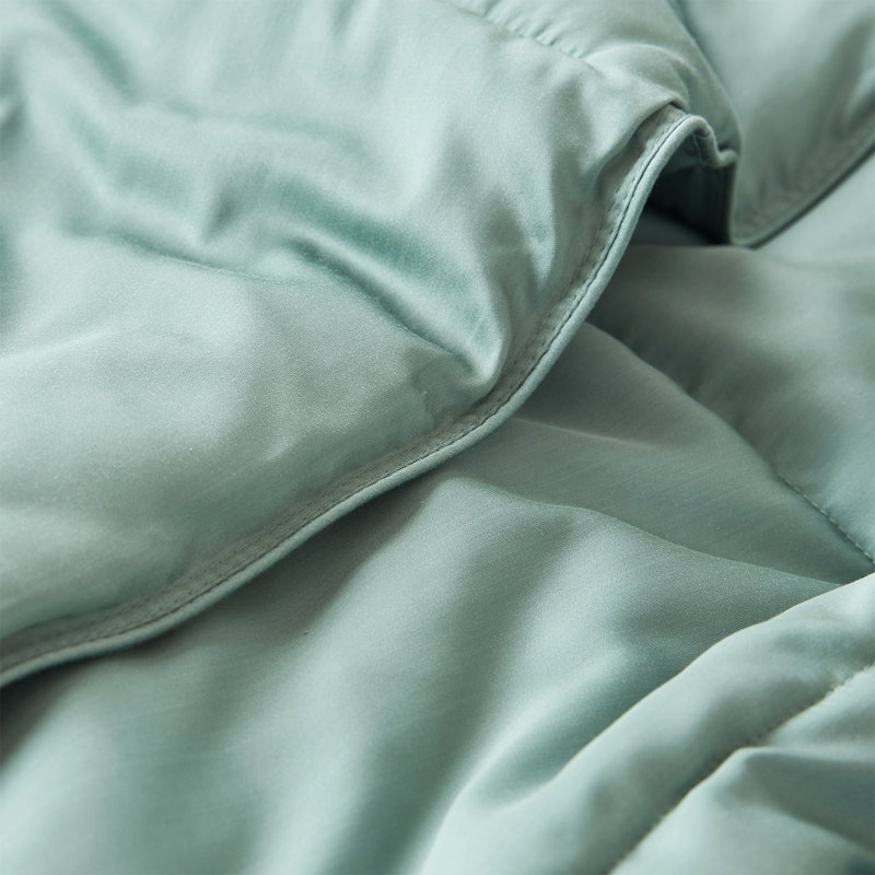 Coma Inducer Cool as a Cucumber Lightweight Oversized Comforter Set, Green, Queen Comforter + 2 Standard Shams