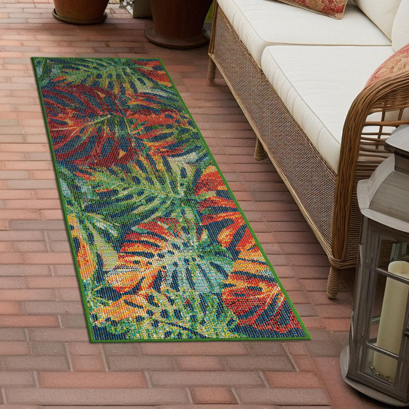 Floral Indoor / Outdoor Rug, Runner 2' x 6'1"