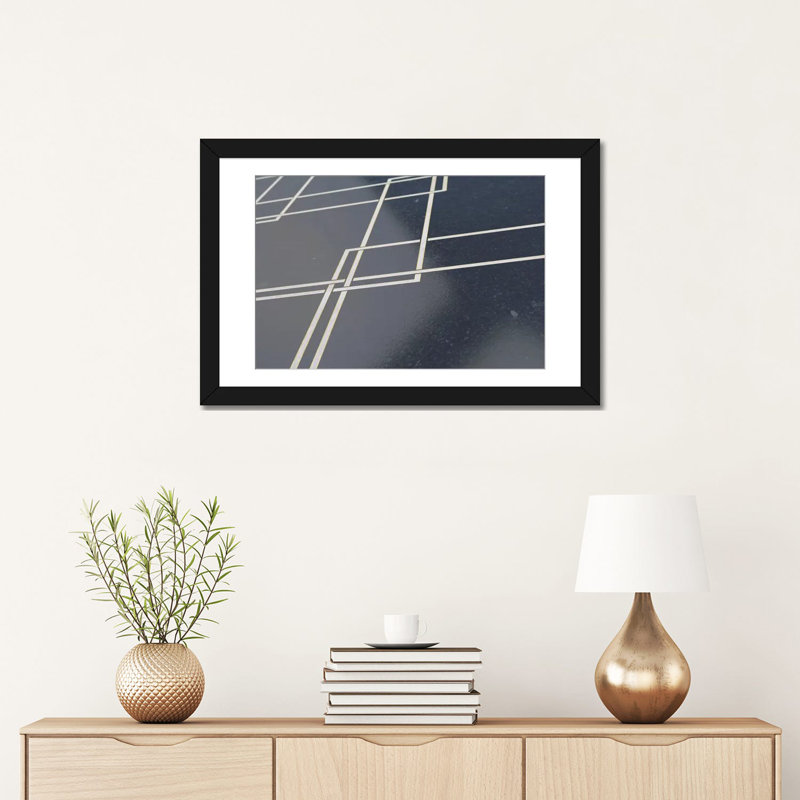 « conceptual surface », impression sur toile, Papier d'art encadré noir, Blanc, H 24 po x l 32 po x P 1 po