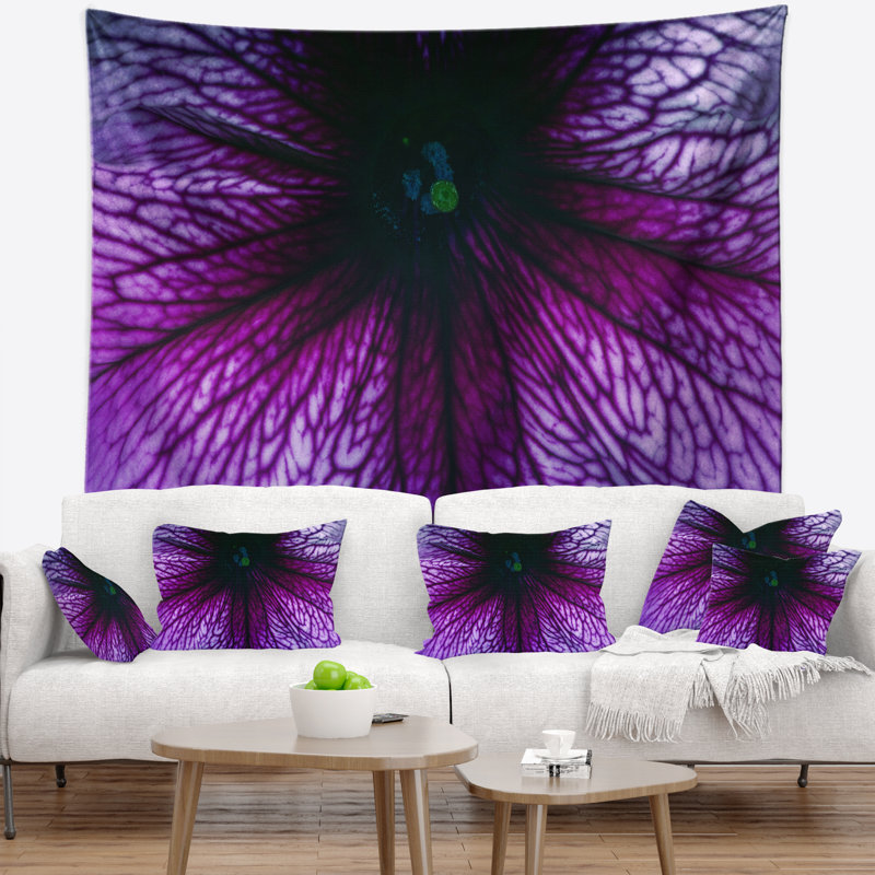 Tapisserie abstraite à motif floral mauve, H 32 po x l 39 po