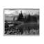 Noir et blanc, paysage nuageux, pont sur le lac, montagnes brumeuses-70679200-70679199