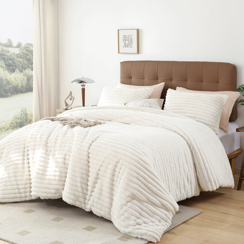 Fluffy Comforter Set 3 Pieces- All Seasons Heavy Faux Fur Comforter With Two Pillowcases, Cream