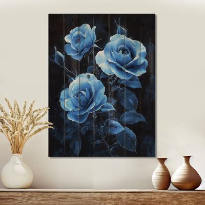 «Dark Aqua Roses Elegance At Night I», art mural en bois Roses, sur bois de pin naturel