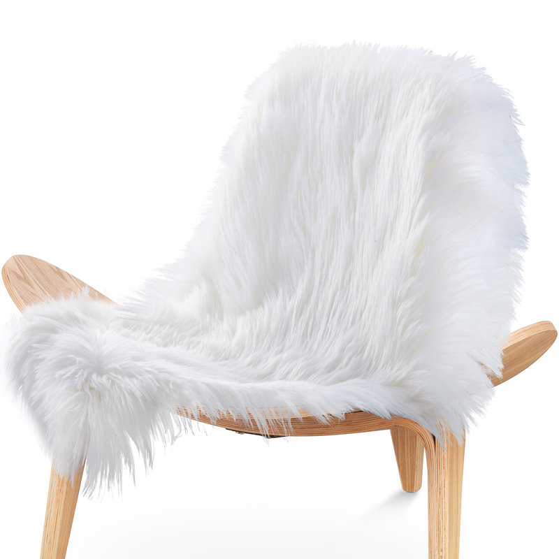 Tapis blanc à poils longs Haja Fluffy, Ovale 2 pi x 3 pi